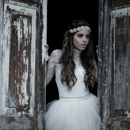 Coleção Lovely - Rendas Plumas Perolas e Pedras Strass